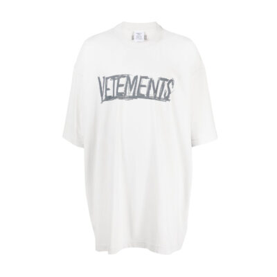 VETEMENTS Worldtour logo-print T-shirt - White